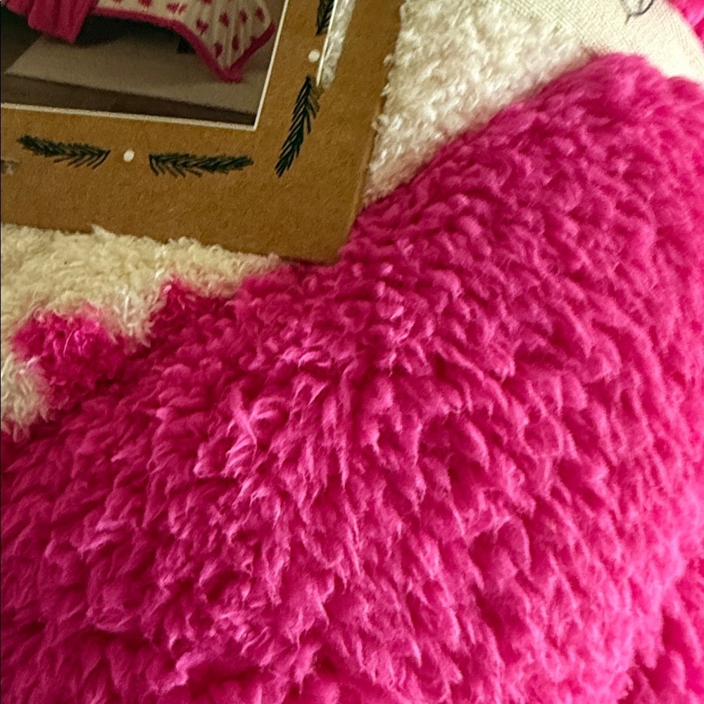 Aspen Pink Tree Sherpa Blanket KING - Picture 3 of 7